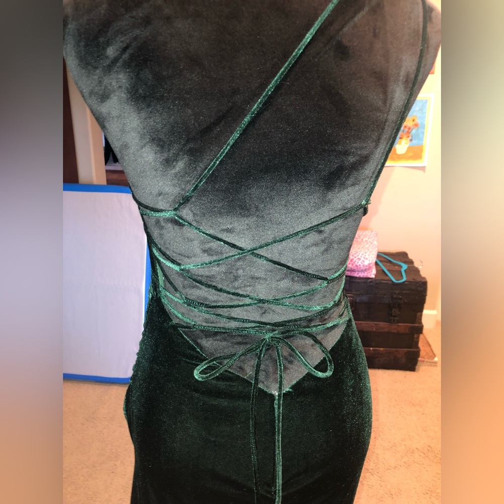 Dancing Queen Green Velvet Prom Evening Dress size small